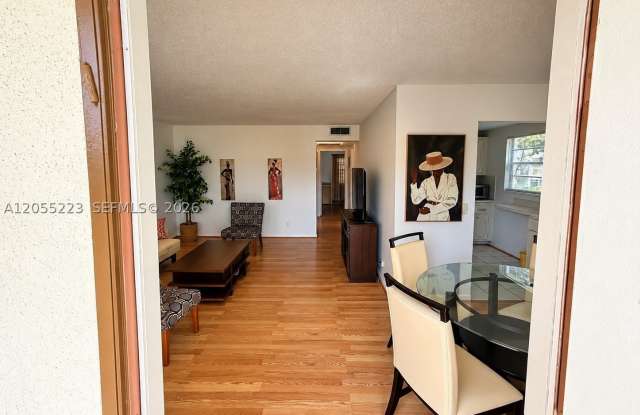 312 Mansfield H Gallery 1