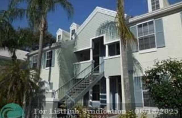 1020 Crystal Way photos photos