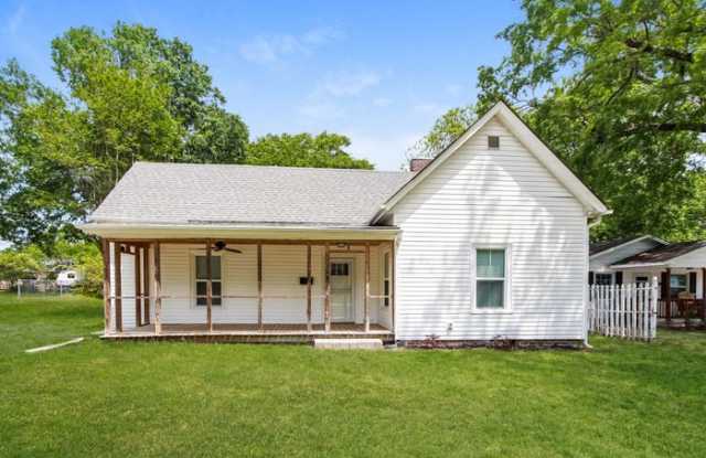 205 Marion Street - 205 Marion Street, Clover, SC 29710