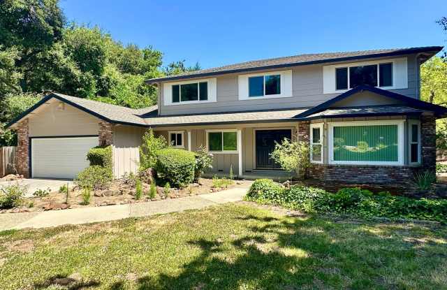 4 Bedroom Home + Den in Saratoga! photos photos 4 Bedroom Home + Den in Saratoga! photos photos