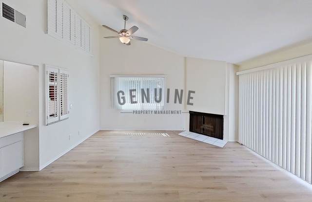 Upstairs Spacious 1Bd Condo w/attached Garage photos photos
