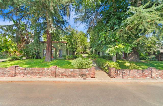 463 E Sacramento St - 463 East Sacramento Street, Altadena, CA 91001
