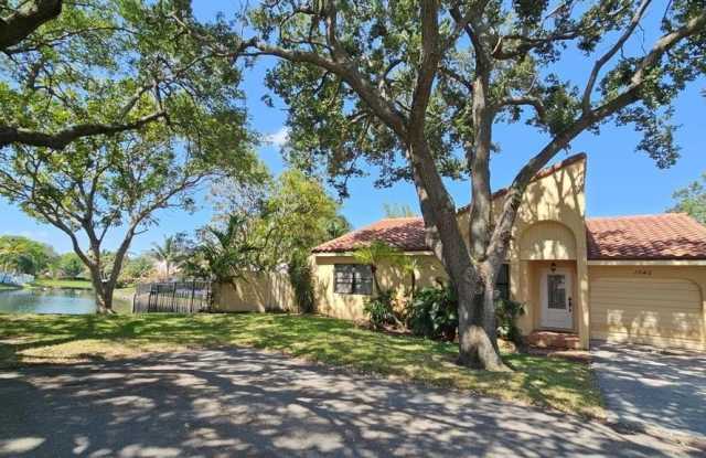 2840 Begonia Way photos photos