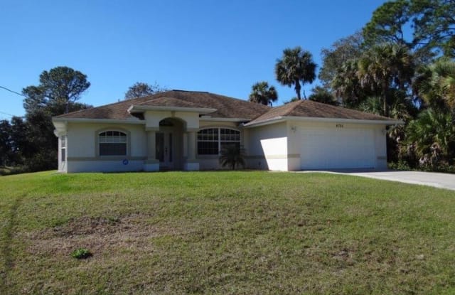 4755 Hungary Rd - 4755 Hungary Road, North Port, FL 34288