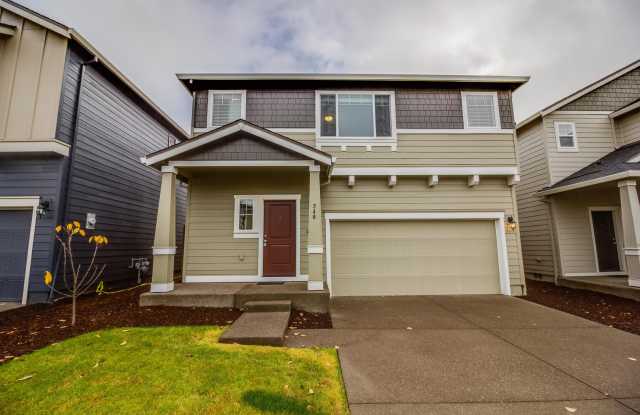 Move In Ready - 5 bedroom 3 Bath Townhome - Convenient Ridgefield Location photos photos
