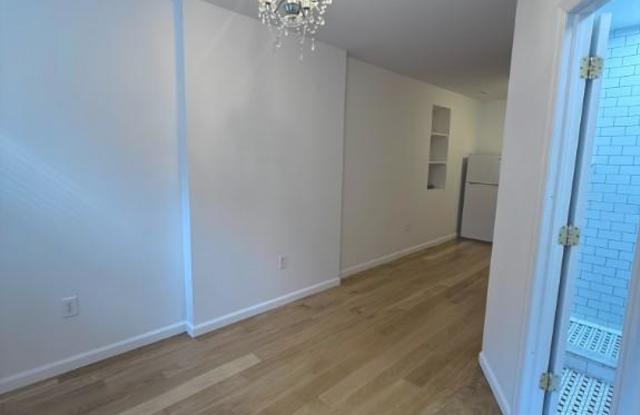 148 Sullivan Street - 148 Sullivan Street, New York City, NY 10012