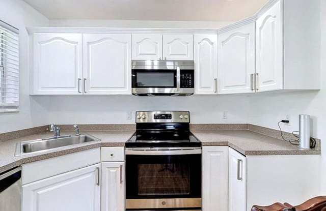 2000 NE 62nd Street, Fort Lauderdale, FL 33308 - 2138 photos photos