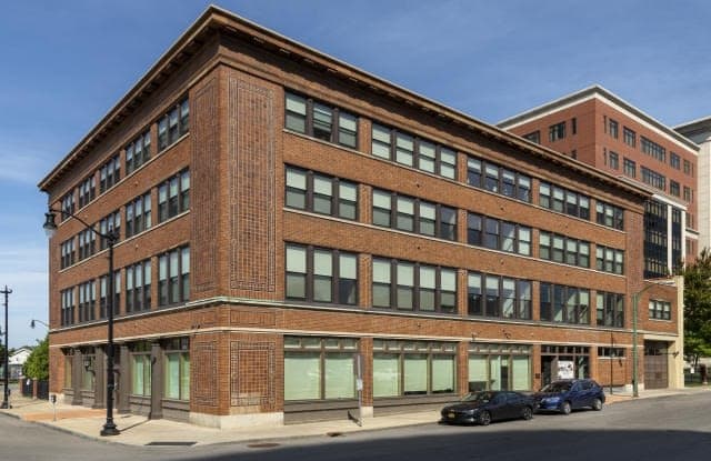 100 S Elmwood Ave Unit C11 photos photos