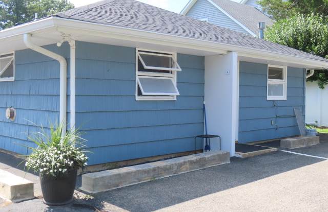 604 Harris Avenue Gallery 2
