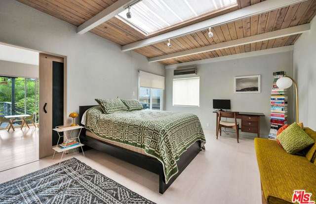 380 Tamarac Drive photos photos