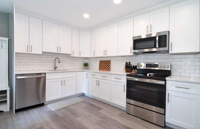 140 N Broadway photos photos