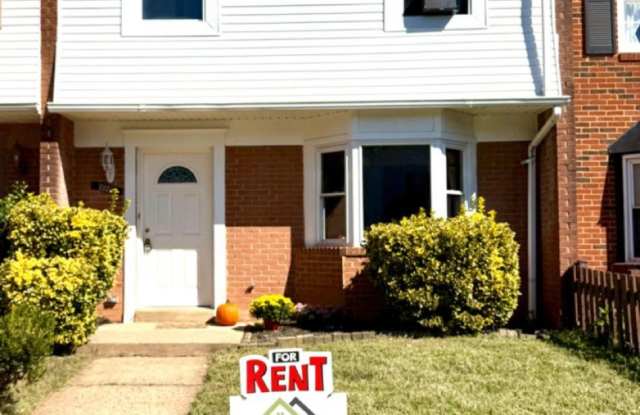 7921 MEADOW Court Gallery 2