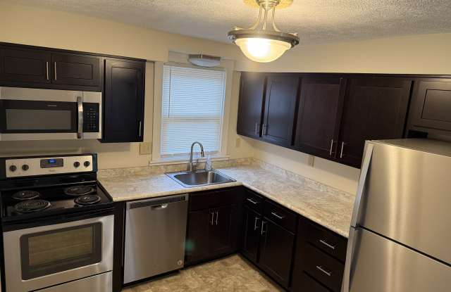 30 Coulter St - 30 Coulter Street, Crafton, PA 15205