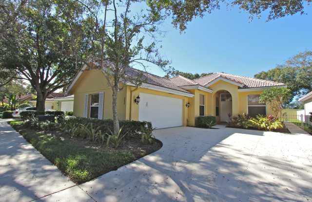 252 Sussex Circle photos photos