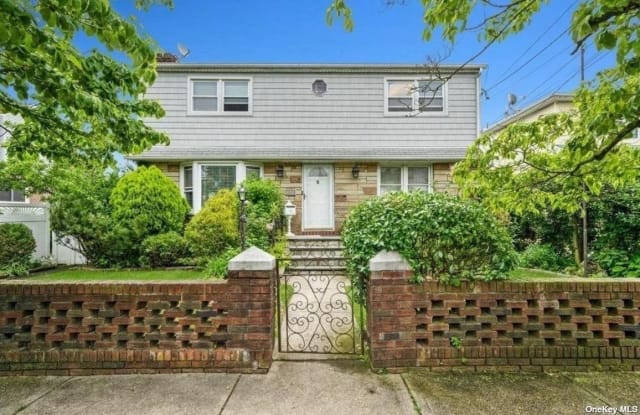 224 Crown Avenue - 224 Crown Avenue, Elmont, NY 11001