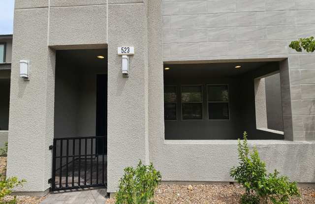 GORGEOUS SUMMERLIN TOWNHOME Gallery 1