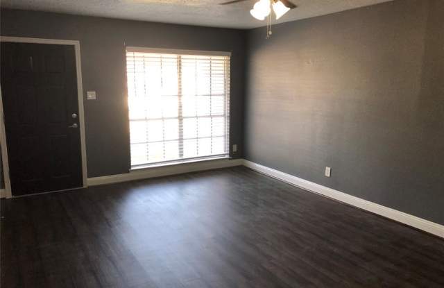850 Regal Street Gallery 4