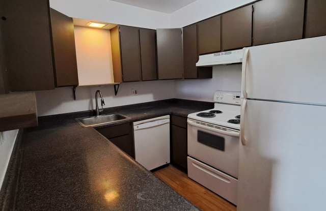 Quaint one bedroom, desirable unit photos photos Quaint one bedroom, desirable unit photos photos