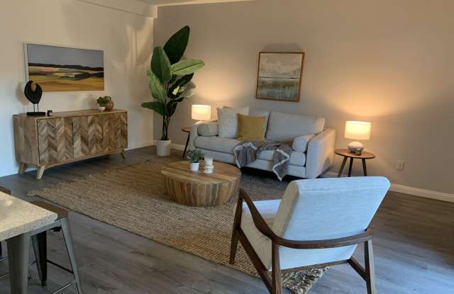 1000 East Alosta Avenue - 1000 East Alosta Avenue, Azusa, CA 91702