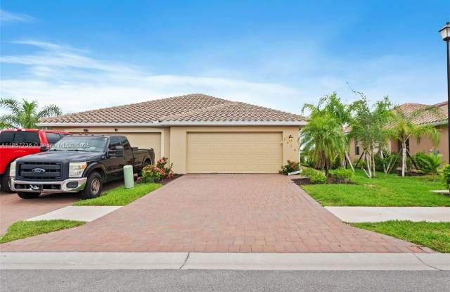2616 Vine  Ave photos photos