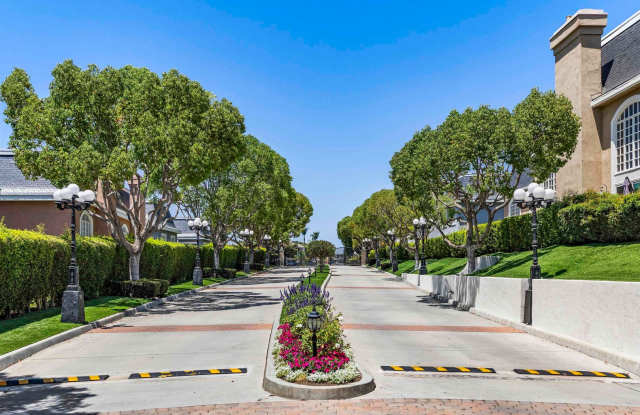 Discover Luxury Living in One of Carlsbad's Most Exclusive Gated Communities Gallery 1