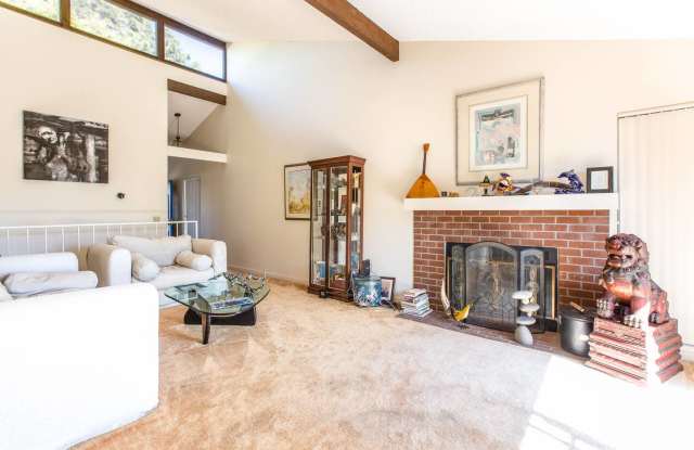 674 Hygeia Avenue Gallery 3