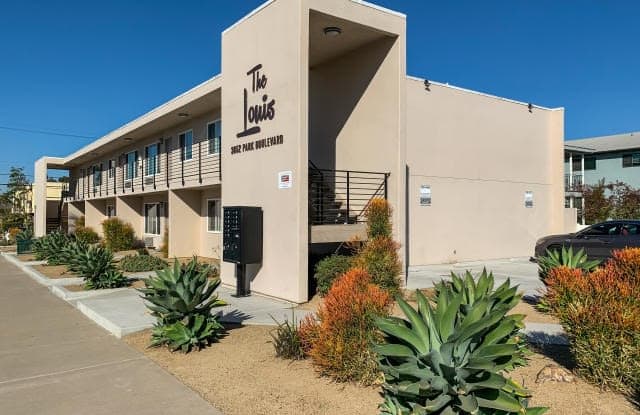 3652 Park Blvd photos photos