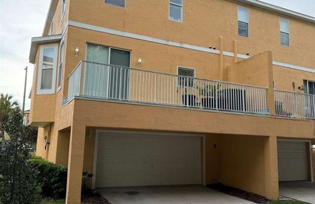 445 BAYOU VILLAGE Drive Gallery 3