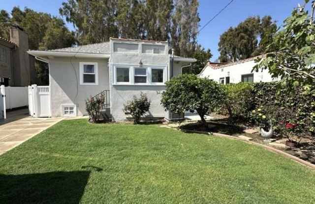 1128 S La Peer Dr Gallery 2