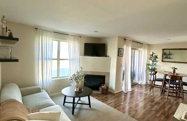 9520 1st Ave Ne - 9520 1st Avenue Northeast, Seattle, WA 98115