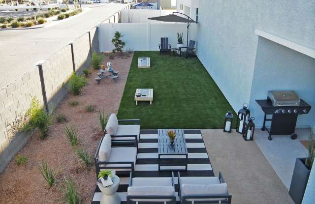 Banyan South Mountain Gallery 3