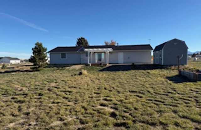 379 Lawndale Dr. - 379 Lawndale Drive, Spring Creek, NV 89815