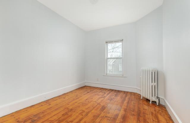 103 Summer St Gallery 3