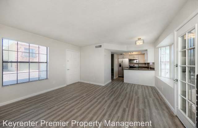 820 West University Dr.  Unit 5 Gallery 4