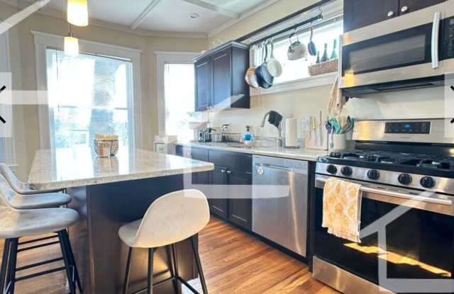 Stunning Renovated 4 bed 2 bath in Brighton photos photos