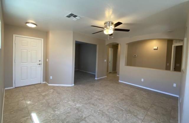 8115 N 109 Drive Gallery 4