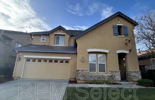 818 Hampton St - 818 Hampton Street, Vacaville, CA 95687