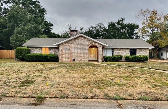 2 Villa Cove Drive - 2 Villa Cove Drive, Gulfport, MS 39507