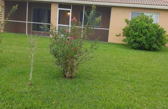 2090 Newport Isles Boulevard Gallery 3