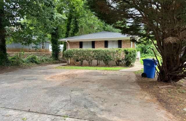 1275 E Washington Ave photos photos