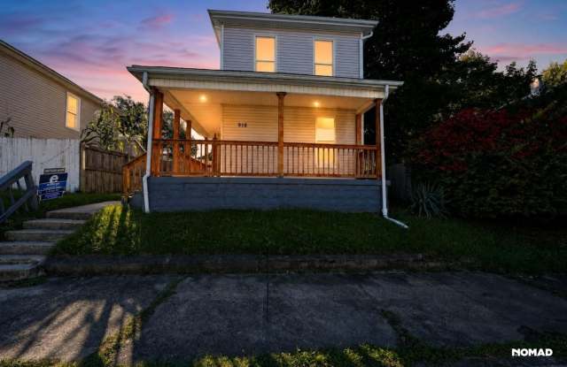 Charming 3BR House in Springfield Gallery 1