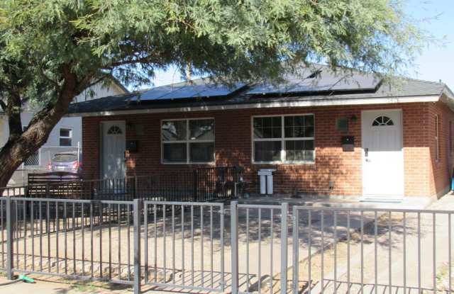 Charming Updated Patio Home in Historic District! photos photos