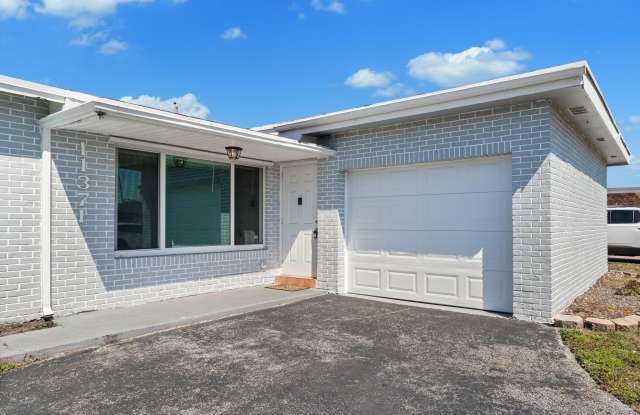 11371 NW 40th Place Gallery 3