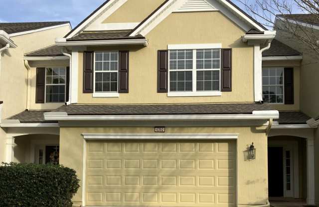 6392 AUTUMN BERRY Circle - 6392 Autumn Berry Circle, Jacksonville, FL 32258