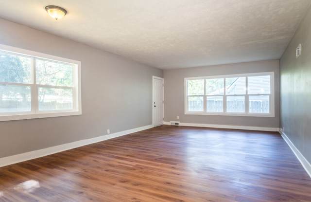2BD/1BA Single Family Home won't be available for long! Gallery 4