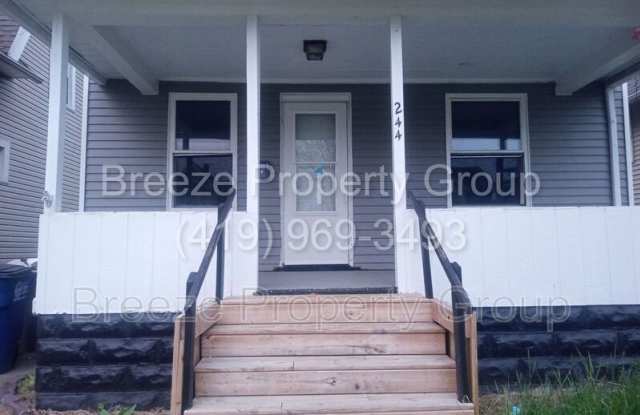 244 Knower St Gallery 1