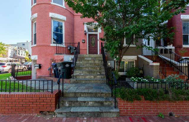 1819 1st Street NW Unit B photos photos