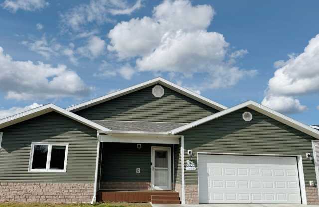 Modern 3-Bedroom Ranch Home w/ garage for Rent - Near Fort Wainwright photos photos Modern 3-Bedroom Ranch Home w/ garage for Rent - Near Fort Wainwright photos photos