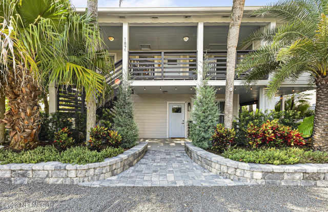 187 19TH Avenue N photos photos 187 19TH Avenue N photos photos