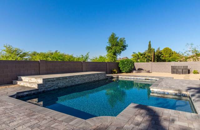 Central  Thunderbird 3 bdrm 2 bath Home with pool photos photos